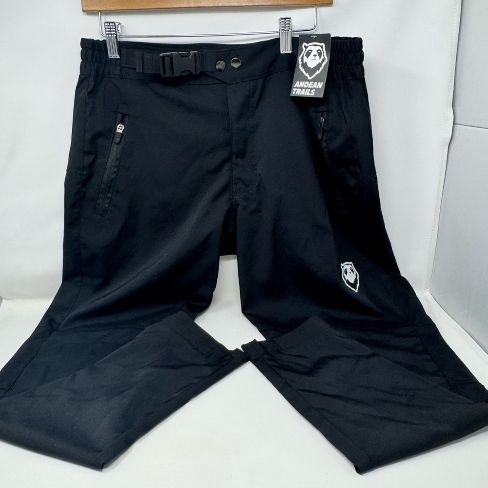Andean trails Men's Black mountain bike pants size 32 water repellent NWT